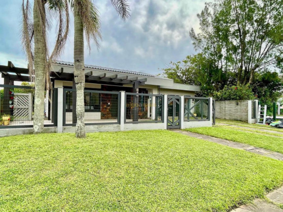 Imagem Casa com 3 Quartos à Venda, 166 m² em Centro - Xangri-lá