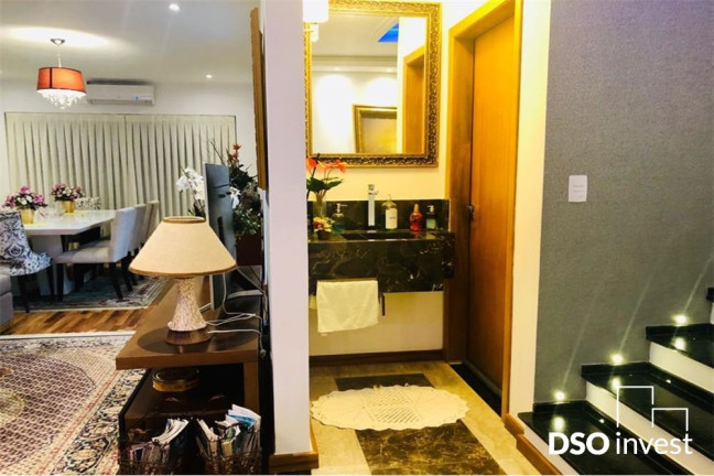 Imagem Casa com 3 Quartos à Venda, 320 m² em Planalto Paulista - São Paulo Imagem Casa com 3 Quartos à Venda, 320 m² em Planalto Paulista - São Paulo
