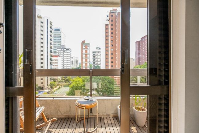 Imagem Apartamento com 3 Quartos à Venda, 225 m² em Itaim Bibi - São Paulo