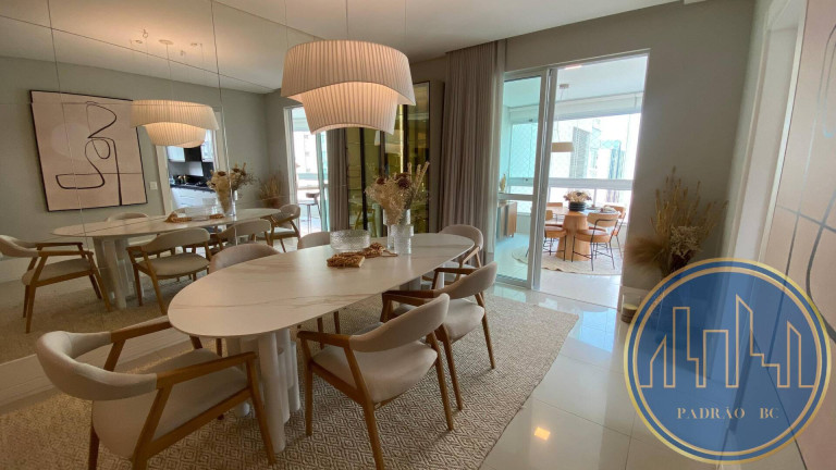Imagem Apartamento com 3 Quartos à Venda, 138 m² em Barra Norte - Balneário Camboriú Imagem Apartamento com 3 Quartos à Venda, 138 m² em Barra Norte - Balneário Camboriú