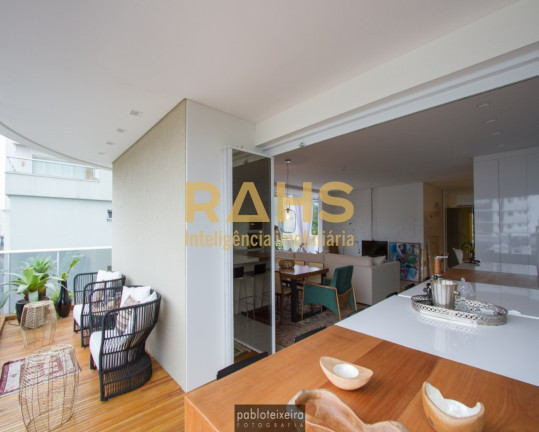 Imagem Apartamento com 3 Quartos à Venda, 223 m² em Atiradores - Joinville Imagem Apartamento com 3 Quartos à Venda, 223 m² em Atiradores - Joinville