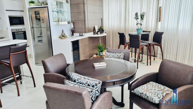 Imagem Apartamento com 3 Quartos à Venda, 152 m² em Centro - Balneário Camboriú Imagem Apartamento com 3 Quartos à Venda, 152 m² em Centro - Balneário Camboriú