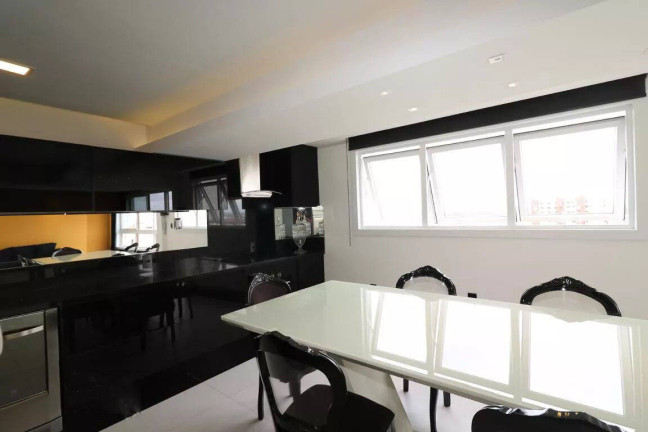 Imagem Apartamento com 3 Quartos à Venda, 134 m² em Moinhos De Vento - Porto Alegre Imagem Apartamento com 3 Quartos à Venda, 134 m² em Moinhos De Vento - Porto Alegre