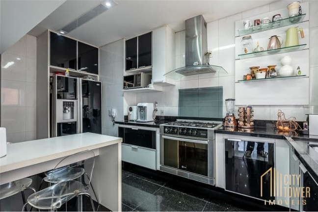 Imagem Apartamento com 3 Quartos à Venda, 180 m² em Vila Nova Conceição - São Paulo Imagem Apartamento com 3 Quartos à Venda, 180 m² em Vila Nova Conceição - São Paulo