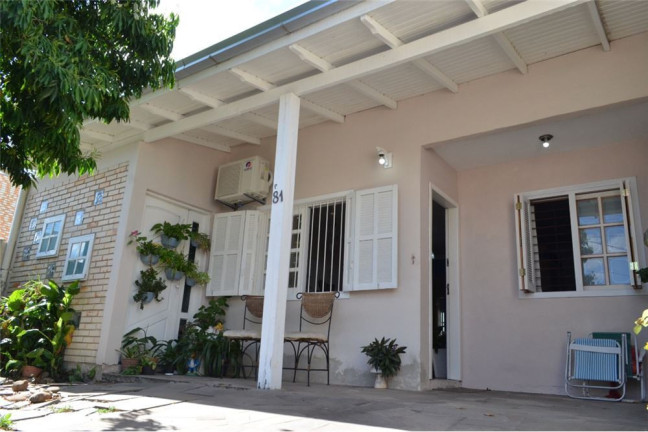 Casa com 4 Quartos à Venda, 113 m² em Harmonia - Canoas
