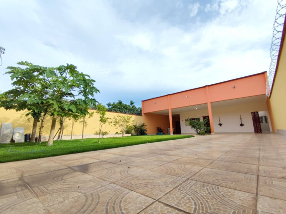 Casa com 3 Quartos à Venda, 360 m² em Jardim Belvedere - Caldas Novas