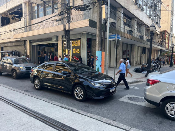 Imagem Imóvel Comercial para Alugar, 60 m² em Centro - Santos