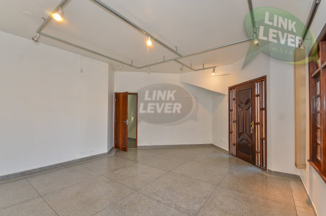 Imagem Casa com 4 Quartos à Venda, 457 m² em Bacacheri - Curitiba