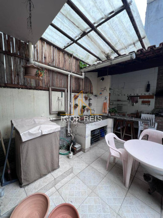 Imagem Casa com 4 Quartos à Venda, 250 m² em Parque Santo Amaro - Campos Dos Goytacazes