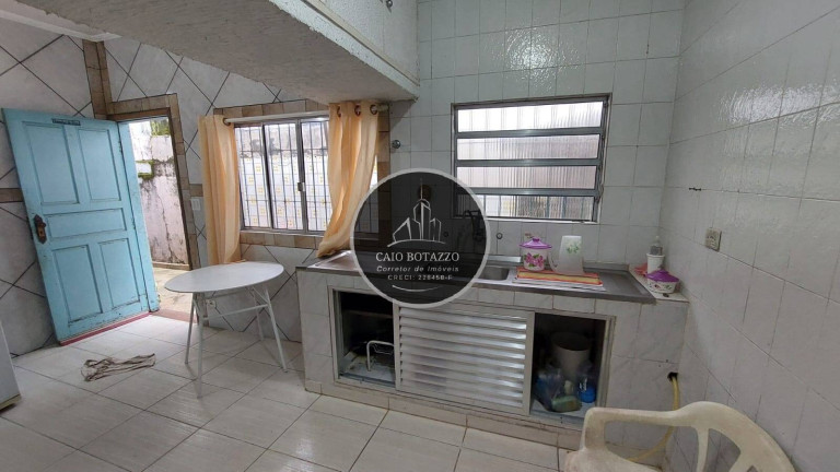Imagem Casa com 4 Quartos à Venda, 134 m² em Princesa - Praia Grande