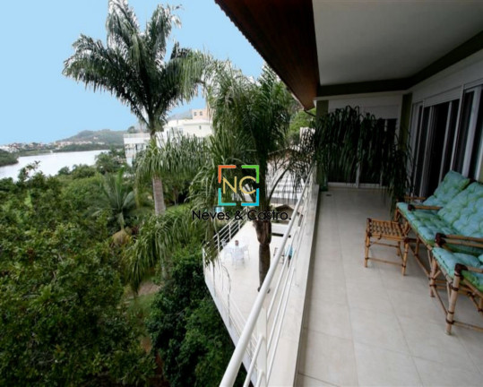 Imagem Casa com 4 Quartos à Venda, 720 m² em Lagoa Da Conceição - Florianópolis Imagem Casa com 4 Quartos à Venda, 720 m² em Lagoa Da Conceição - Florianópolis