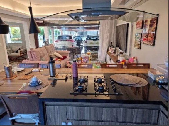 Imagem Casa com 5 Quartos à Venda, 300 m² em Buraquinho - Lauro De Freitas Imagem Casa com 5 Quartos à Venda, 300 m² em Buraquinho - Lauro De Freitas