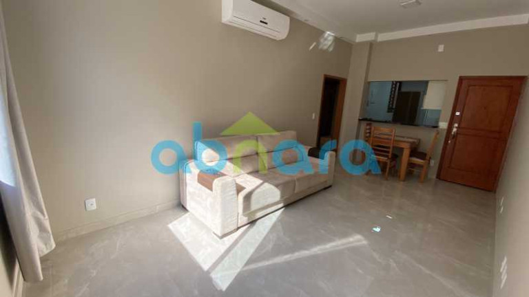 Imagem Apartamento com 2 Quartos à Venda, 63 m² em Copacabana - Rio De Janeiro Imagem Apartamento com 2 Quartos à Venda, 63 m² em Copacabana - Rio De Janeiro