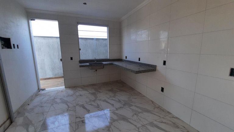 Imagem Casa com 2 Quartos à Venda, 68 m² em Camargos - Ibirité Imagem Casa com 2 Quartos à Venda, 68 m² em Camargos - Ibirité