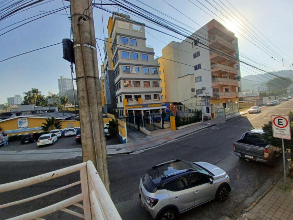 Imagem Casa com 2 Quartos à Venda, 253 m² em Centro - Concórdia Imagem Casa com 2 Quartos à Venda, 253 m² em Centro - Concórdia