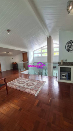 Imagem Casa com 4 Quartos à Venda, 342 m² em Jacarepagua - Rio De Janeiro