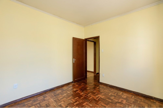 Imagem Apartamento com 1 Quarto à Venda, 38 m² em Santo Antônio - Porto Alegre Imagem Apartamento com 1 Quarto à Venda, 38 m² em Santo Antônio - Porto Alegre