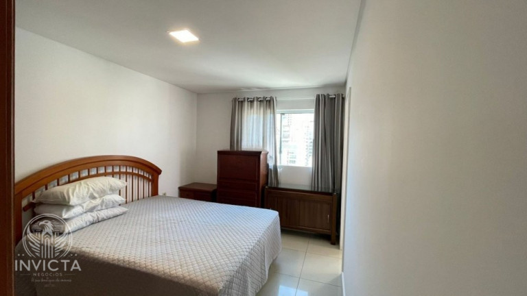 Imagem Apartamento com 3 Quartos à Venda, 100 m² em Centro - Balneário Camboriú Imagem Apartamento com 3 Quartos à Venda, 100 m² em Centro - Balneário Camboriú