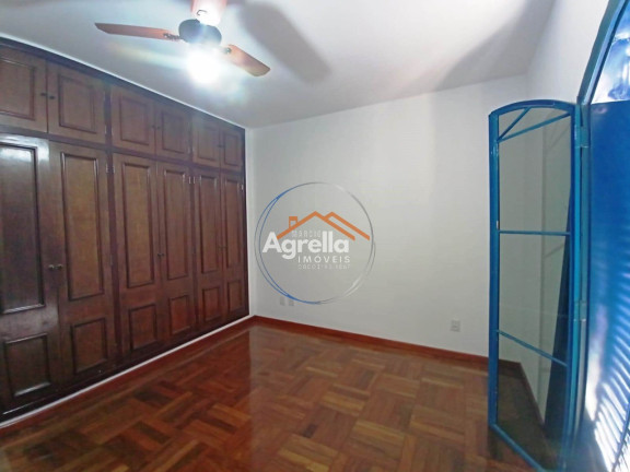 Imagem Casa com 3 Quartos à Venda, 252 m² em Vila Melo - Mogi Mirim
