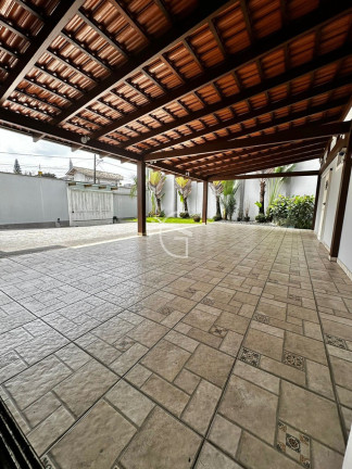 Imagem Casa com 3 Quartos à Venda, em Iririú - Joinville Imagem Casa com 3 Quartos à Venda, em Iririú - Joinville