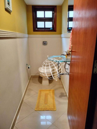 Imagem Casa com 4 Quartos à Venda, 330 m² em Vila Petrópolis - Atibaia