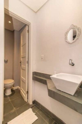 Imagem Apartamento com 3 Quartos à Venda, 150 m² em Floresta - Porto Alegre Imagem Apartamento com 3 Quartos à Venda, 150 m² em Floresta - Porto Alegre