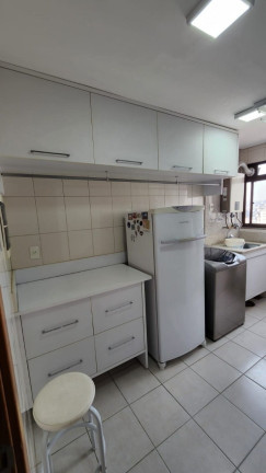 Imagem Apartamento com 3 Quartos à Venda, 206 m² em Menino Deus - Porto Alegre Imagem Apartamento com 3 Quartos à Venda, 206 m² em Menino Deus - Porto Alegre