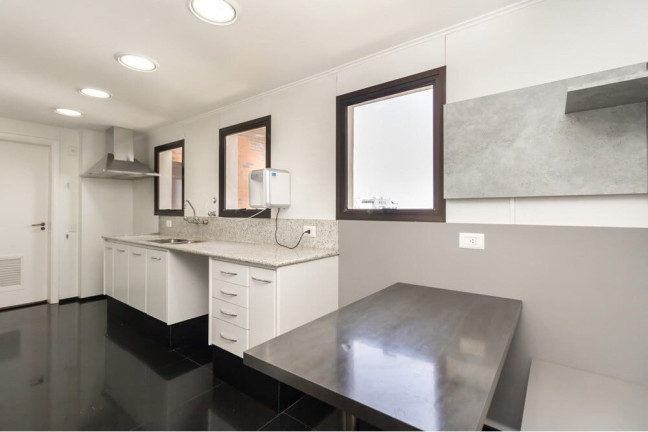 Imagem Apartamento com 3 Quartos à Venda, 213 m² em Vila Suzana - São Paulo Imagem Apartamento com 3 Quartos à Venda, 213 m² em Vila Suzana - São Paulo