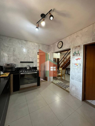 Imagem Casa de Condomínio com 3 Quartos à Venda, 1.000 m² em Rio Abaixo