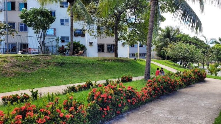 Apartamento com 2 Quartos à Venda, 68 m² em Pernambués - Salvador