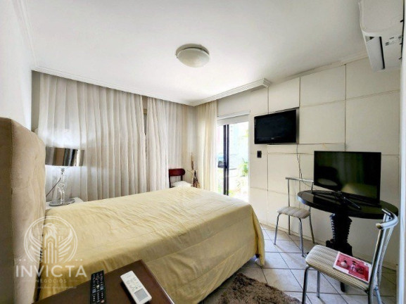 Imagem Apartamento com 3 Quartos à Venda, 176 m² em Centro - Balneário Camboriú Imagem Apartamento com 3 Quartos à Venda, 176 m² em Centro - Balneário Camboriú