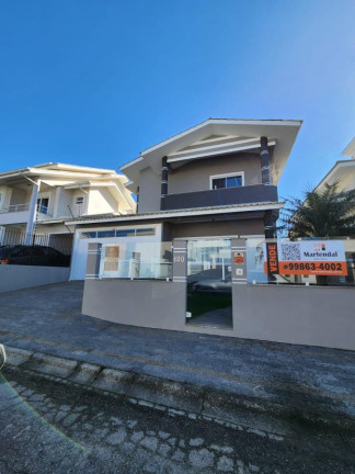 Imagem Casa com 3 Quartos à Venda, 240 m² em Pedra Branca - Palhoça