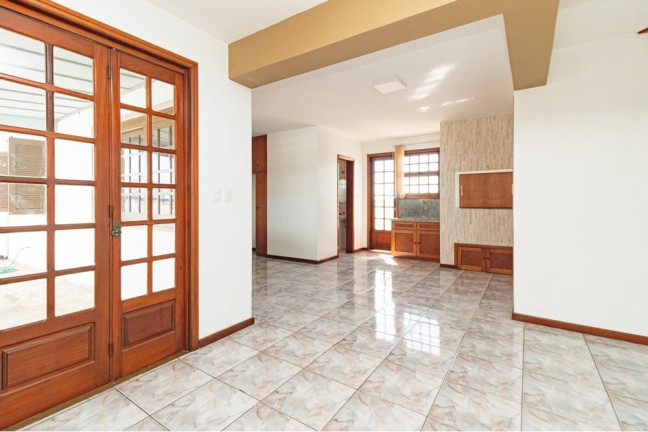 Imagem Imóvel com 3 Quartos à Venda, 214 m² em Passo Da Areia - Porto Alegre