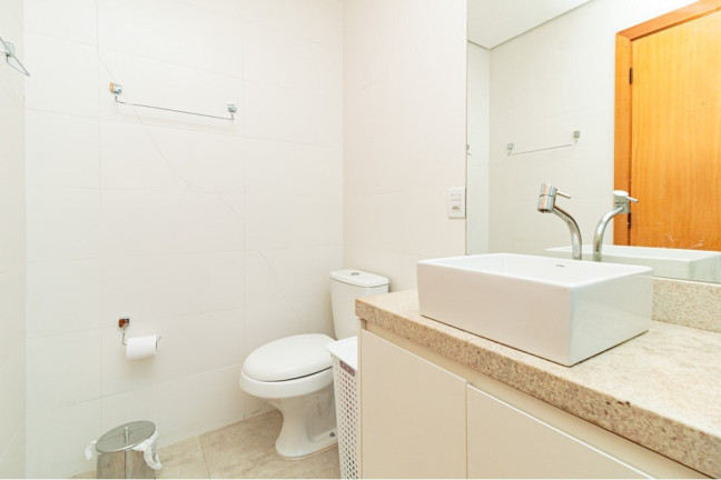 Imagem Casa com 4 Quartos à Venda, 311 m² em Chácara Das Pedras - Porto Alegre