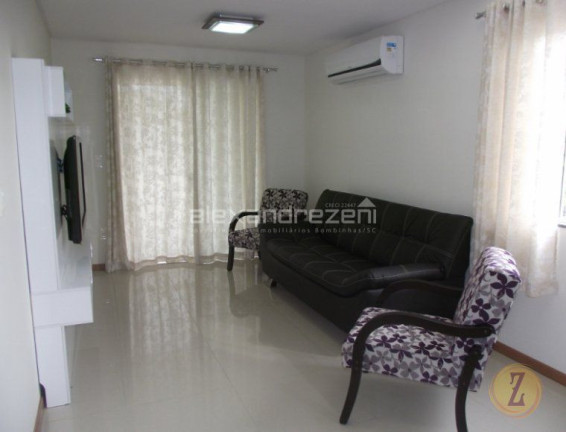 Imagem Apartamento com 2 Quartos para Temporada, 75 m² em Bombas - Bombinhas Imagem Apartamento com 2 Quartos para Temporada, 75 m² em Bombas - Bombinhas