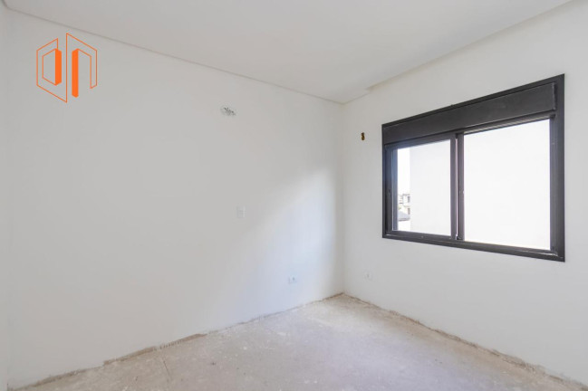 Imagem Sobrado com 3 Quartos à Venda, 145 m² em Uberaba - Curitiba