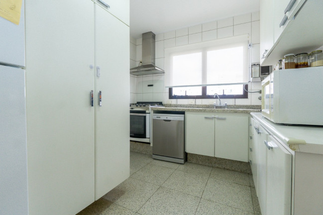 Imagem Apartamento com 3 Quartos à Venda, 201 m² em Moema - São Paulo Imagem Apartamento com 3 Quartos à Venda, 201 m² em Moema - São Paulo
