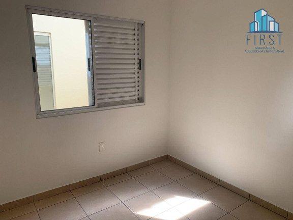 Imagem Casa com 3 Quartos para Alugar, 130 m² em Centro - Louveira