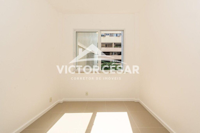 Imagem Apartamento com 1 Quarto à Venda, 43 m² em Copacabana - Rio De Janeiro Imagem Apartamento com 1 Quarto à Venda, 43 m² em Copacabana - Rio De Janeiro
