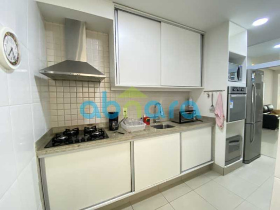 Imagem Apartamento com 3 Quartos à Venda, 100 m² em Copacabana - Rio De Janeiro
