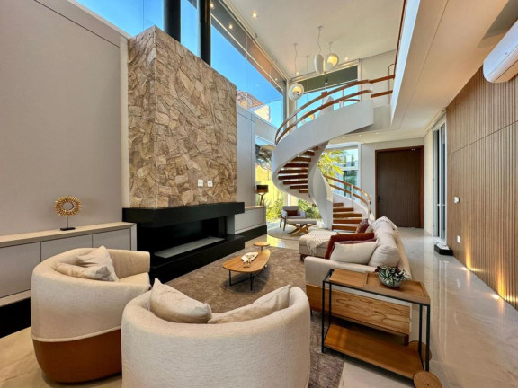 Imagem Casa com 5 Quartos à Venda, em -- - Capao Da Canoa Imagem Casa com 5 Quartos à Venda, em -- - Capao Da Canoa