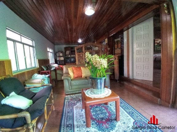 Imagem Casa com 3 Quartos à Venda, 1.046 m² em Descansópolis - Campos Do Jordão Imagem Casa com 3 Quartos à Venda, 1.046 m² em Descansópolis - Campos Do Jordão