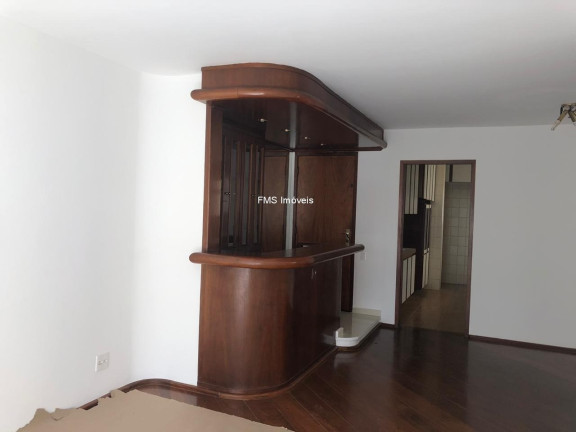 Imagem Imóvel com 3 Quartos à Venda, 110 m² em Moema - São Paulo Imagem Imóvel com 3 Quartos à Venda, 110 m² em Moema - São Paulo