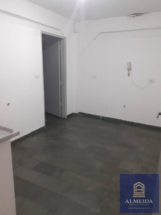 Casa com 1 Quarto para Alugar,  em Parque Santo Antônio - São Paulo