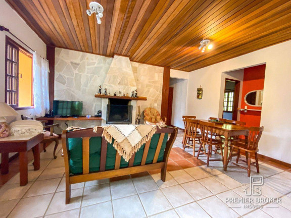 Imagem Casa com 3 Quartos à Venda, 100 m² em Albuquerque - Teresópolis Imagem Casa com 3 Quartos à Venda, 100 m² em Albuquerque - Teresópolis