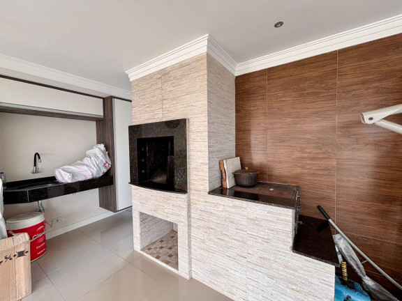 Imagem Casa com 2 Quartos à Venda, em Pinheirinho - Curitiba Imagem Casa com 2 Quartos à Venda, em Pinheirinho - Curitiba