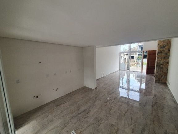 Imagem Casa com 3 Quartos à Venda, 138 m² em Parque Da Matriz - Cachoeirinha Imagem Casa com 3 Quartos à Venda, 138 m² em Parque Da Matriz - Cachoeirinha
