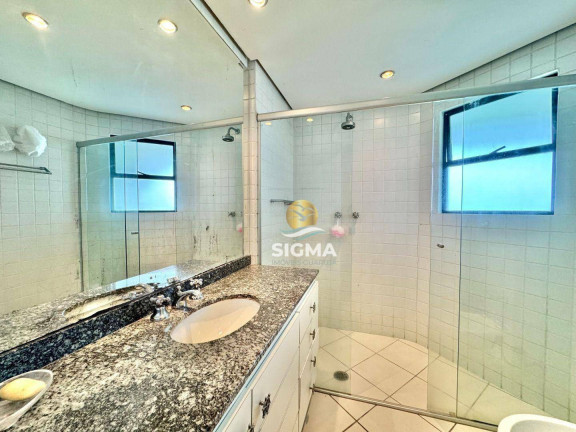 Imagem Apartamento com 3 Quartos à Venda, 184 m² em Pitangueiras - Guarujá