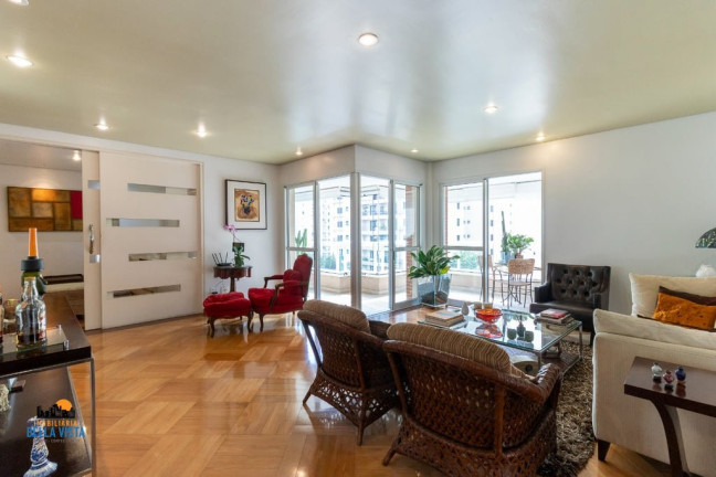 Imagem Apartamento com 3 Quartos à Venda,  em Moema - São Paulo