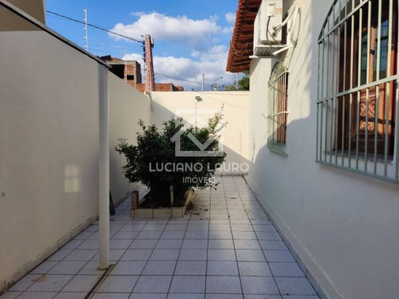 Imagem Casa com 3 Quartos à Venda, 180 m² em Alto Maron - Vitória Da Conquista